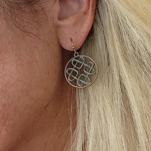 WELSH CWTSH DROP EARRINGS - Picture 3 of 6